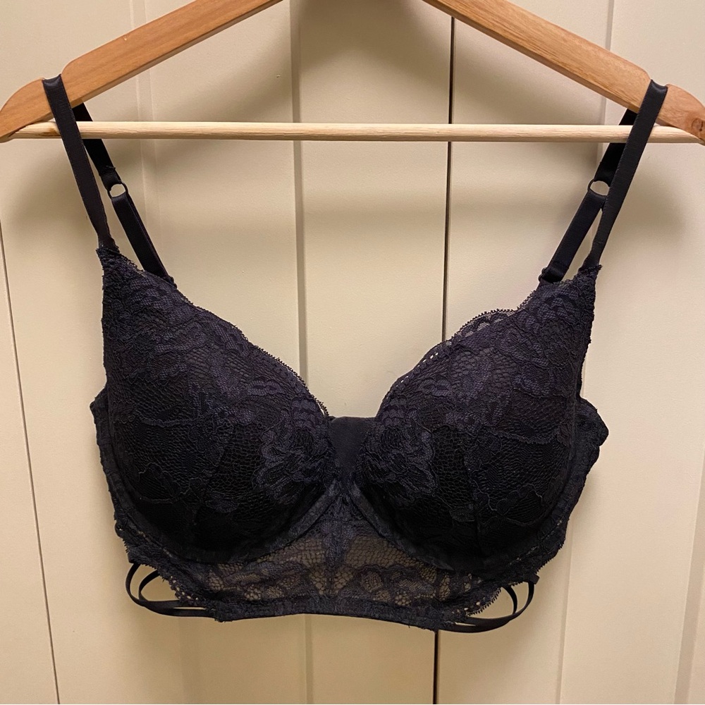 La SENZA -Black Lace Underwire Bra-Side Cut Out-Size D36